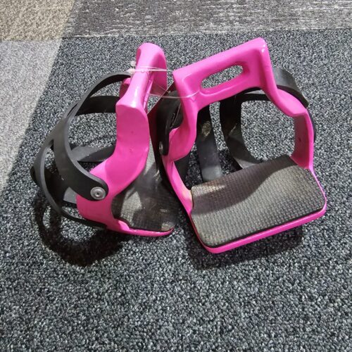 #325 - EDIX children basket stirrups pink