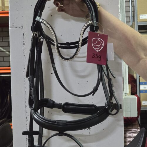 #339 - Bitbridle black cob
