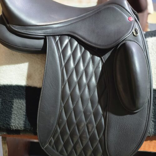 Tariq saddle, pre-loved saddle