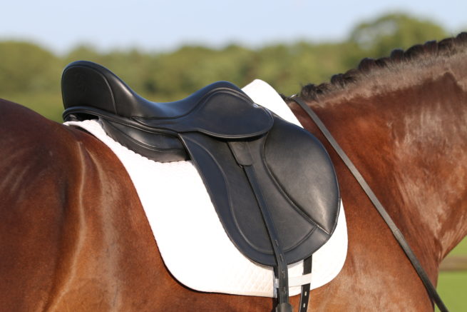 EDIX Yasir soft tree dressage saddle